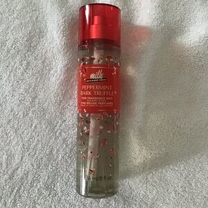 Bath & Body Works/Milk Peppermint Bark Truffle mist